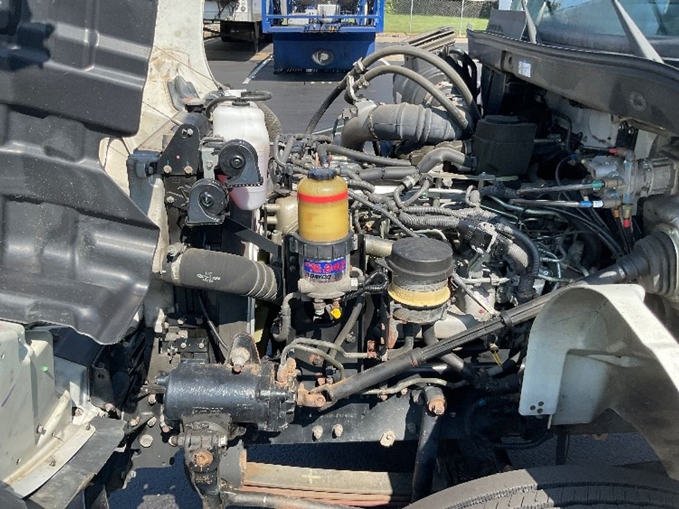 Medium Duty Box Truck-Light and Medium Duty Trucks-Hino-2019-268-Lancaster-PA-351,356\n\t\tmiles-$ 21,750 - Image 24