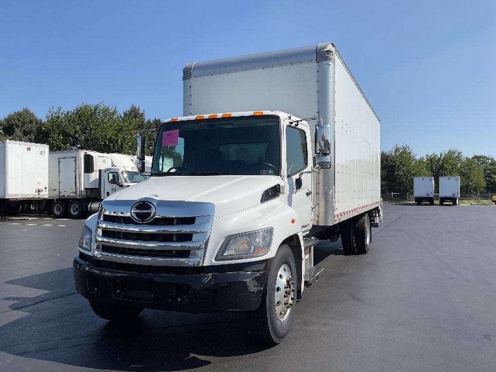 Medium Duty Box Truck-Light and Medium Duty Trucks-Hino-2019-268-Lancaster-PA-351,356\n\t\tmiles-$ 21,750 - Image 3