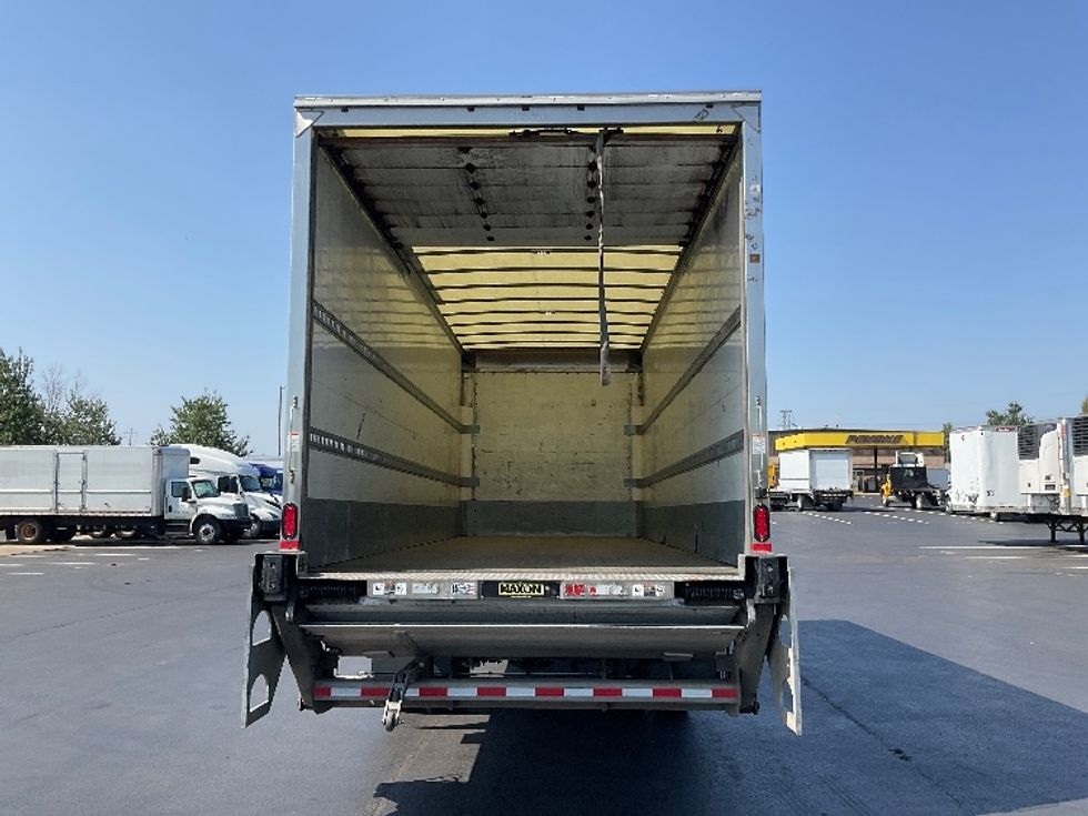 Medium Duty Box Truck-Light and Medium Duty Trucks-Hino-2019-268-Lancaster-PA-351,356\n\t\tmiles-$ 21,750 - Image 8