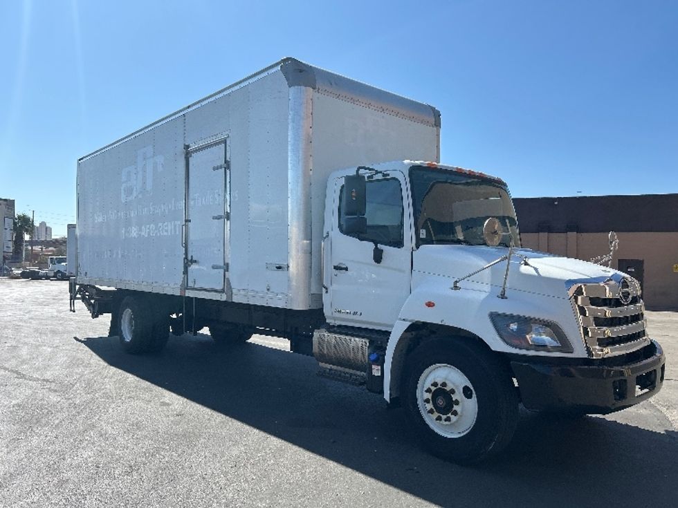 Medium Duty Box Truck-Light and Medium Duty Trucks-Hino-2019-268-Las Vegas-NV-119,677\n\t\tmiles-$ 62,000 - Image 1