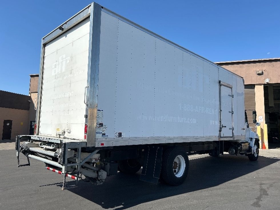 Medium Duty Box Truck-Light and Medium Duty Trucks-Hino-2019-268-Las Vegas-NV-119,677\n\t\tmiles-$ 62,000 - Image 13