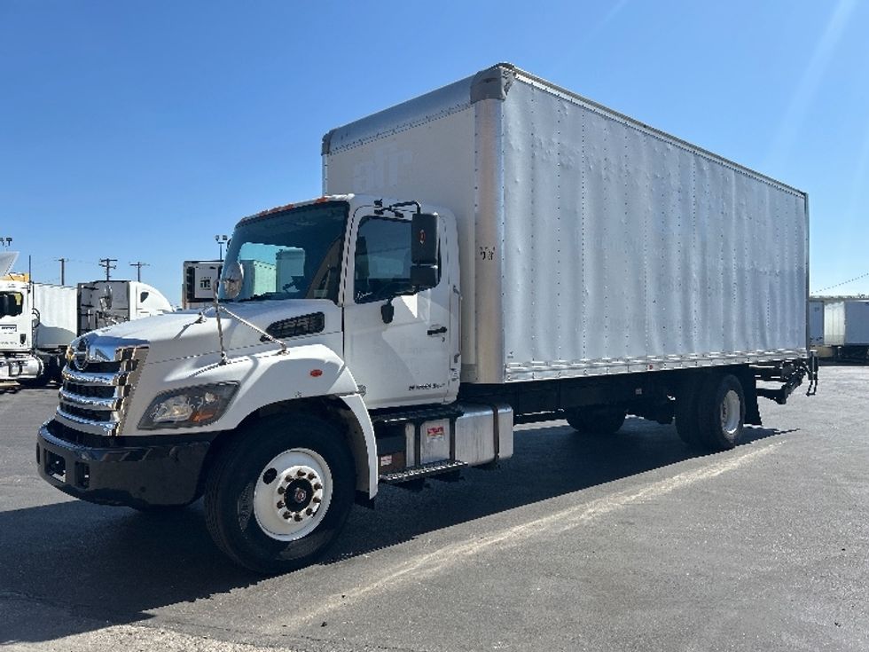 Medium Duty Box Truck-Light and Medium Duty Trucks-Hino-2019-268-Las Vegas-NV-119,677\n\t\tmiles-$ 62,000 - Image 3