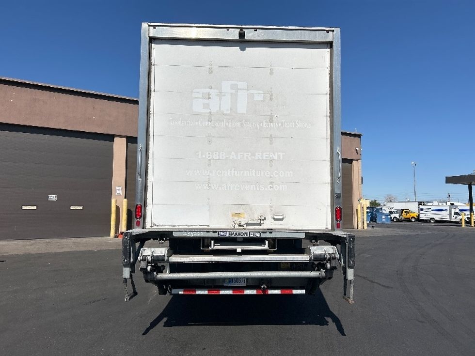 Medium Duty Box Truck-Light and Medium Duty Trucks-Hino-2019-268-Las Vegas-NV-119,677\n\t\tmiles-$ 62,000 - Image 7