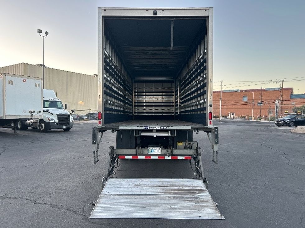 Medium Duty Box Truck-Light and Medium Duty Trucks-Hino-2019-268-Las Vegas-NV-127,892\n\t\tmiles-$ 57,250 - Image 9