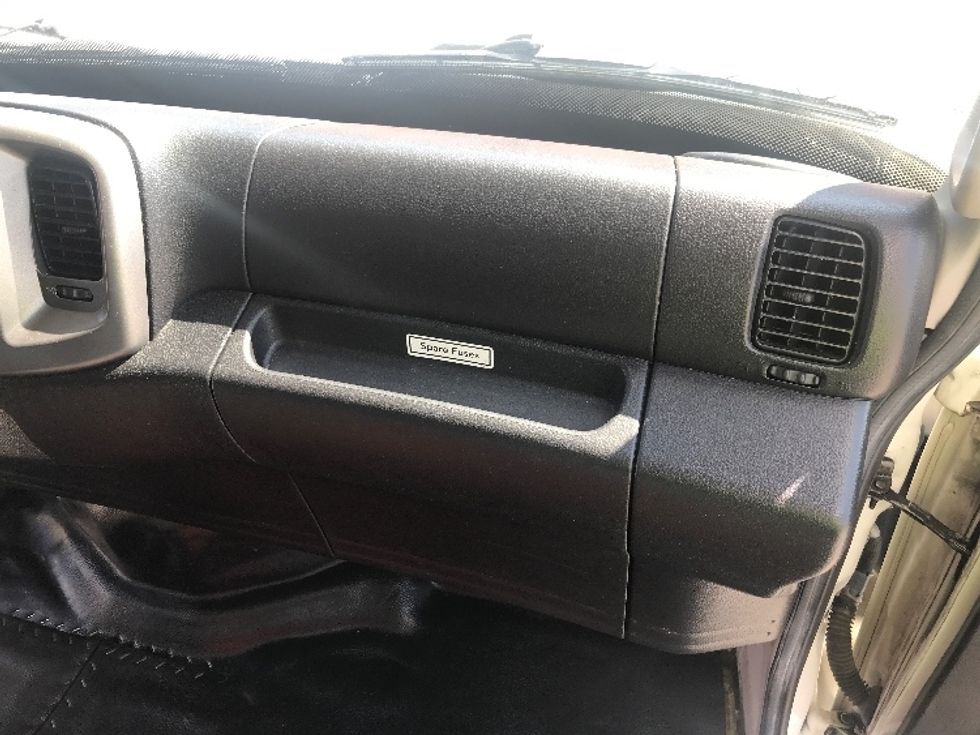 Medium Duty Box Truck-Light and Medium Duty Trucks-Hino-2019-268-Lexington-SC-169,399\n\t\tmiles-$ 53,500 - Image 21