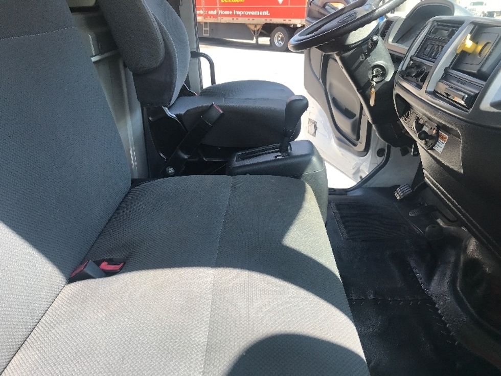 Medium Duty Box Truck-Light and Medium Duty Trucks-Hino-2019-268-Lexington-SC-169,399\n\t\tmiles-$ 53,500 - Image 22