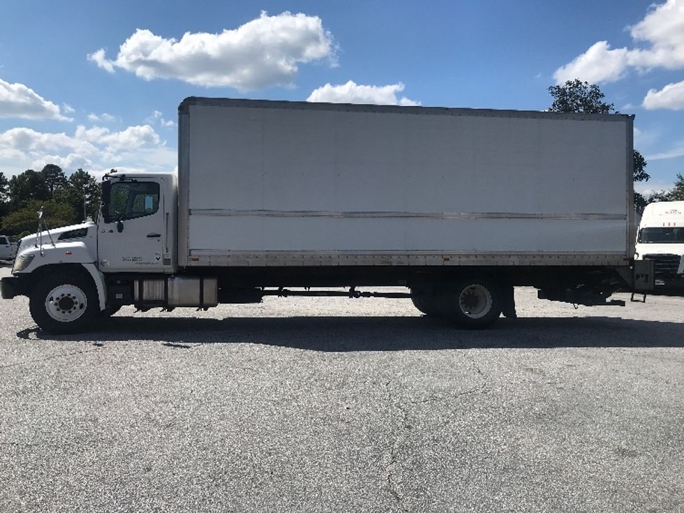 Medium Duty Box Truck-Light and Medium Duty Trucks-Hino-2019-268-Lexington-SC-169,399\n\t\tmiles-$ 53,500 - Image 4