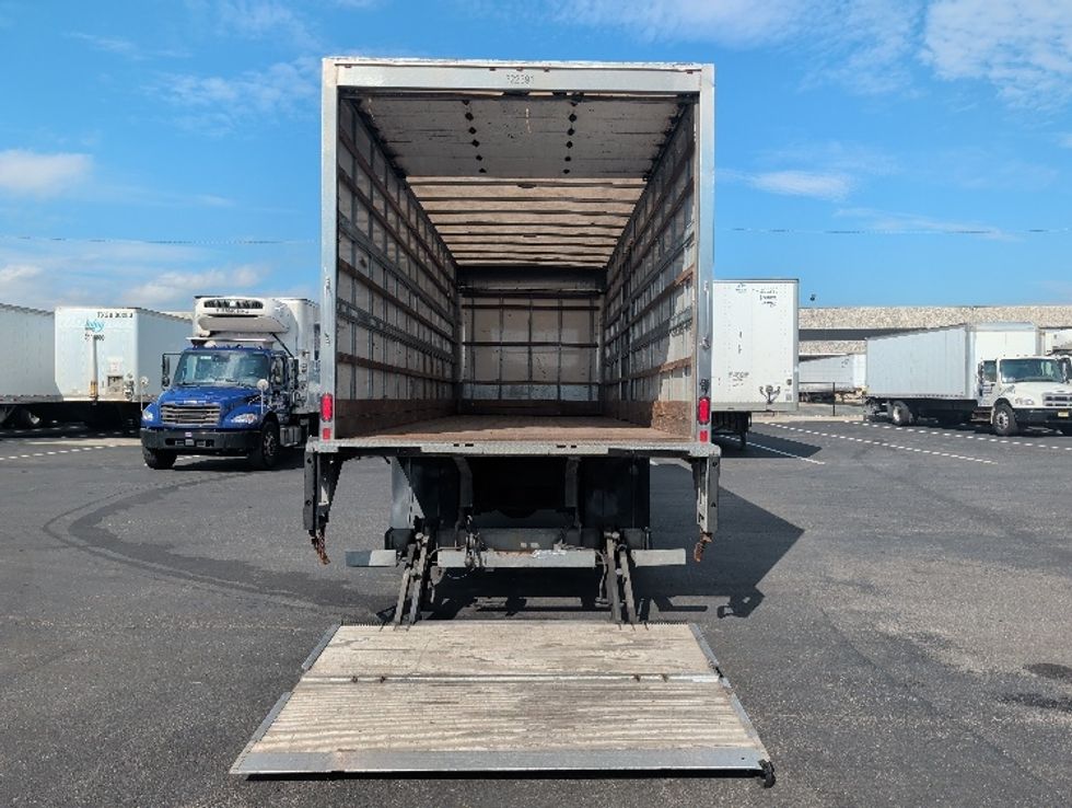 Medium Duty Box Truck-Light and Medium Duty Trucks-Hino-2019-268-Linden-NJ-154,624\n\t\tmiles-$ 59,750 - Image 9