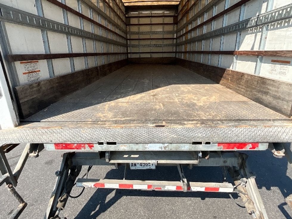 Medium Duty Box Truck-Light and Medium Duty Trucks-Hino-2019-268-London-ON-287,930\n\t\tkm-$ 67,250 - Image 10