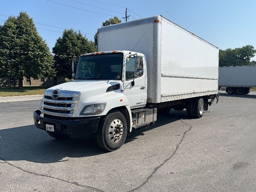 Medium Duty Box Truck-Light and Medium Duty Trucks-Hino-2019-268-London-ON-287,930\n\t\tkm-$ 67,250 - Image 3