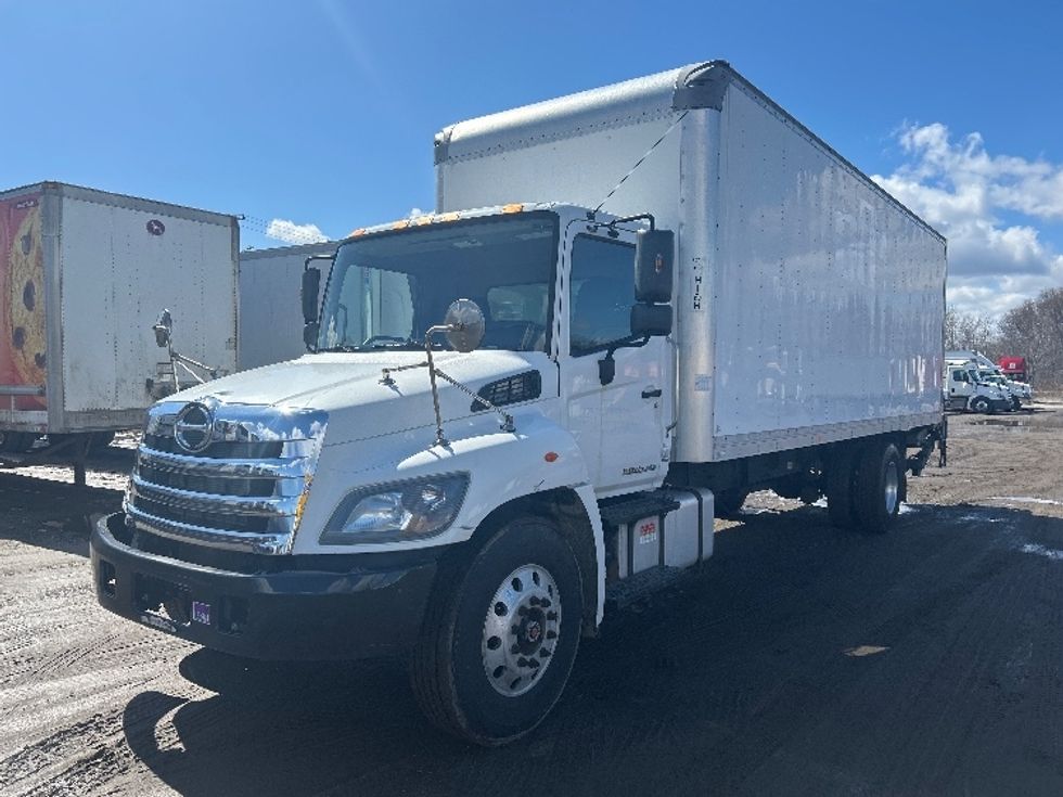 Medium Duty Box Truck-Light and Medium Duty Trucks-Hino-2019-268-Londonderry-NH-140,450\n\t\tmiles-$ 47,500 - Image 3