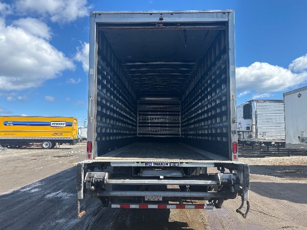 Medium Duty Box Truck-Light and Medium Duty Trucks-Hino-2019-268-Londonderry-NH-140,450\n\t\tmiles-$ 47,500 - Image 8