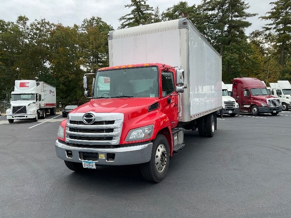 Medium Duty Box Truck-Light and Medium Duty Trucks-Hino-2019-268-Londonderry-NH-171,322\n\t\tmiles-$ 48,000 - Image 3