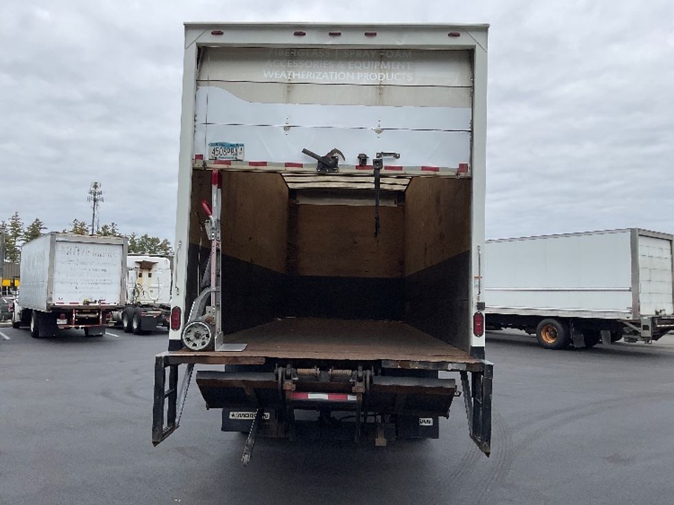 Medium Duty Box Truck-Light and Medium Duty Trucks-Hino-2019-268-Londonderry-NH-171,322\n\t\tmiles-$ 48,000 - Image 8