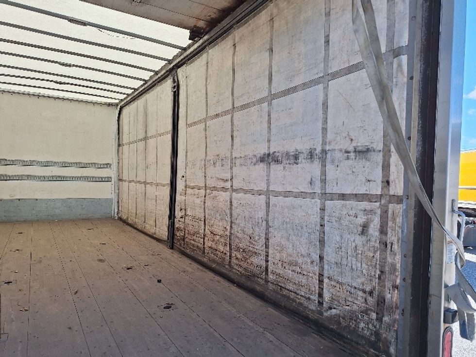 Medium Duty Box Truck-Light and Medium Duty Trucks-Hino-2019-268-Londonderry-NH-197,936\n\t\tmiles-$ 41,750 - Image 12