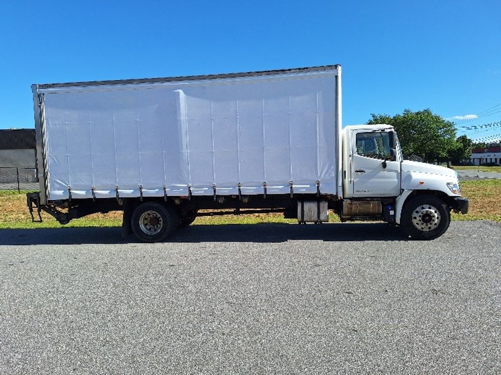 Medium Duty Box Truck-Light and Medium Duty Trucks-Hino-2019-268-Londonderry-NH-197,936\n\t\tmiles-$ 41,750 - Image 15