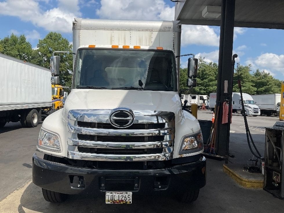 Medium Duty Box Truck-Light and Medium Duty Trucks-Hino-2019-268-Manassas-VA-216,458\n\t\tmiles-$ 43,500 - Image 2