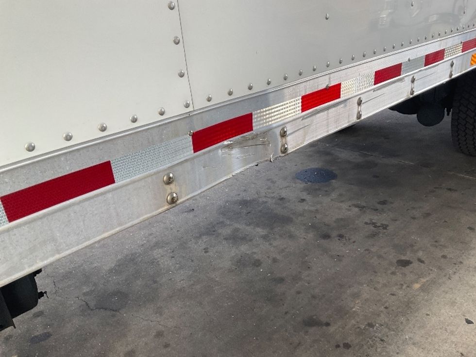 Medium Duty Box Truck-Light and Medium Duty Trucks-Hino-2019-268-Manassas-VA-216,458\n\t\tmiles-$ 43,500 - Image 21