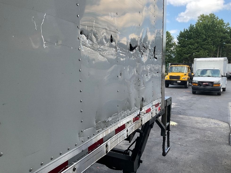 Medium Duty Box Truck-Light and Medium Duty Trucks-Hino-2019-268-Manassas-VA-216,458\n\t\tmiles-$ 43,500 - Image 22