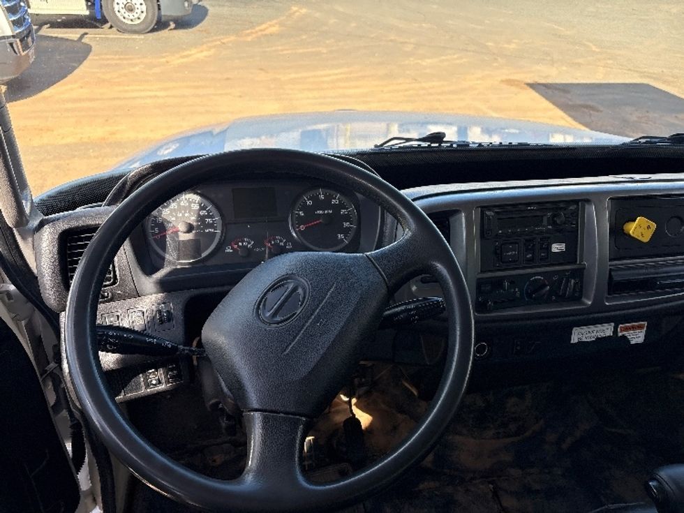 Medium Duty Box Truck-Light and Medium Duty Trucks-Hino-2019-268-Mebane-NC-173,320\n\t\tmiles-$ 53,000 - Image 18