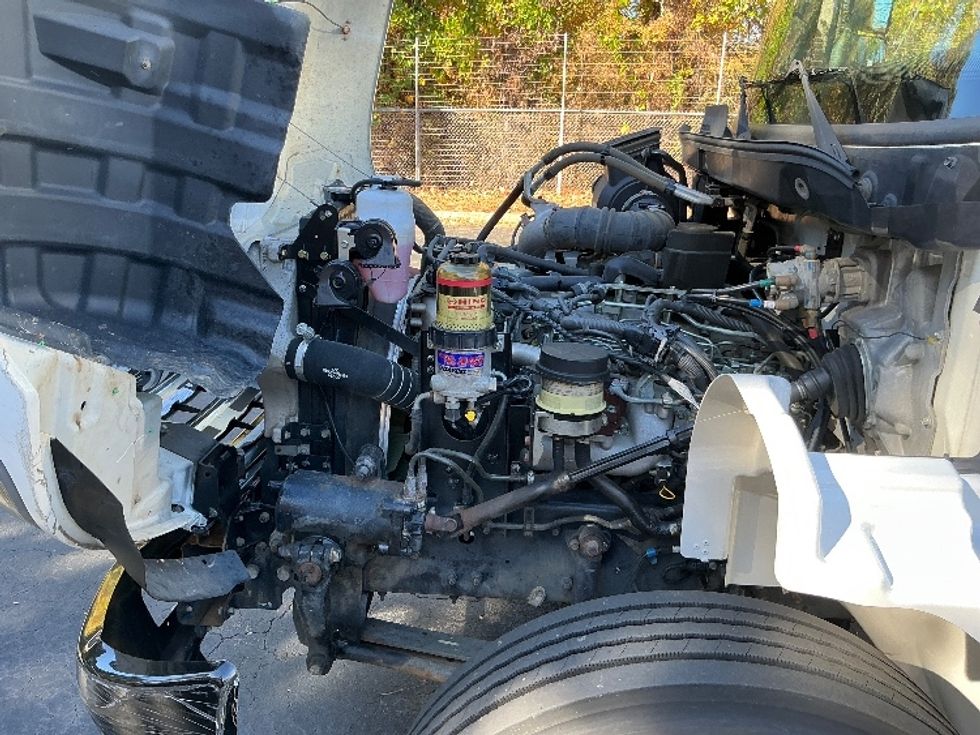 Medium Duty Box Truck-Light and Medium Duty Trucks-Hino-2019-268-Mebane-NC-173,320\n\t\tmiles-$ 53,000 - Image 24