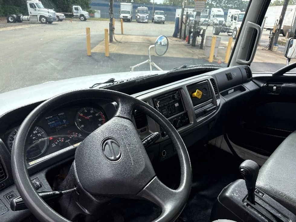 Medium Duty Box Truck-Light and Medium Duty Trucks-Hino-2019-268-Mebane-NC-202,670\n\t\tmiles-$ 46,000 - Image 17