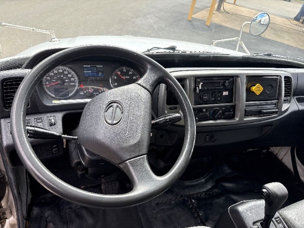 Medium Duty Box Truck-Light and Medium Duty Trucks-Hino-2019-268-Mebane-NC-202,670\n\t\tmiles-$ 46,000 - Image 18