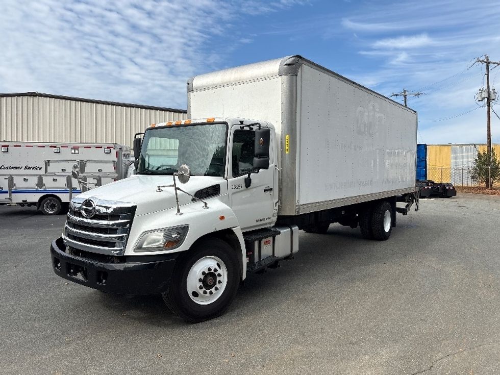 Medium Duty Box Truck-Light and Medium Duty Trucks-Hino-2019-268-Mebane-NC-202,670\n\t\tmiles-$ 46,000 - Image 3