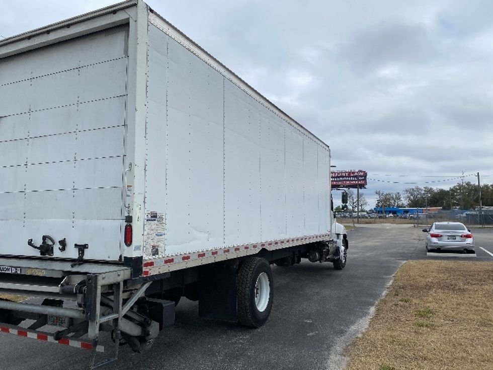Medium Duty Box Truck-Light and Medium Duty Trucks-Hino-2019-268-Medley-FL-224,257\n\t\tmiles-$ 41,750 - Image 13