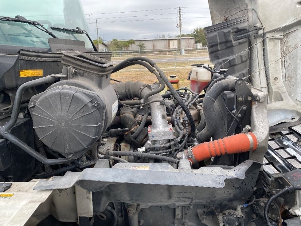 Medium Duty Box Truck-Light and Medium Duty Trucks-Hino-2019-268-Medley-FL-224,257\n\t\tmiles-$ 41,750 - Image 21