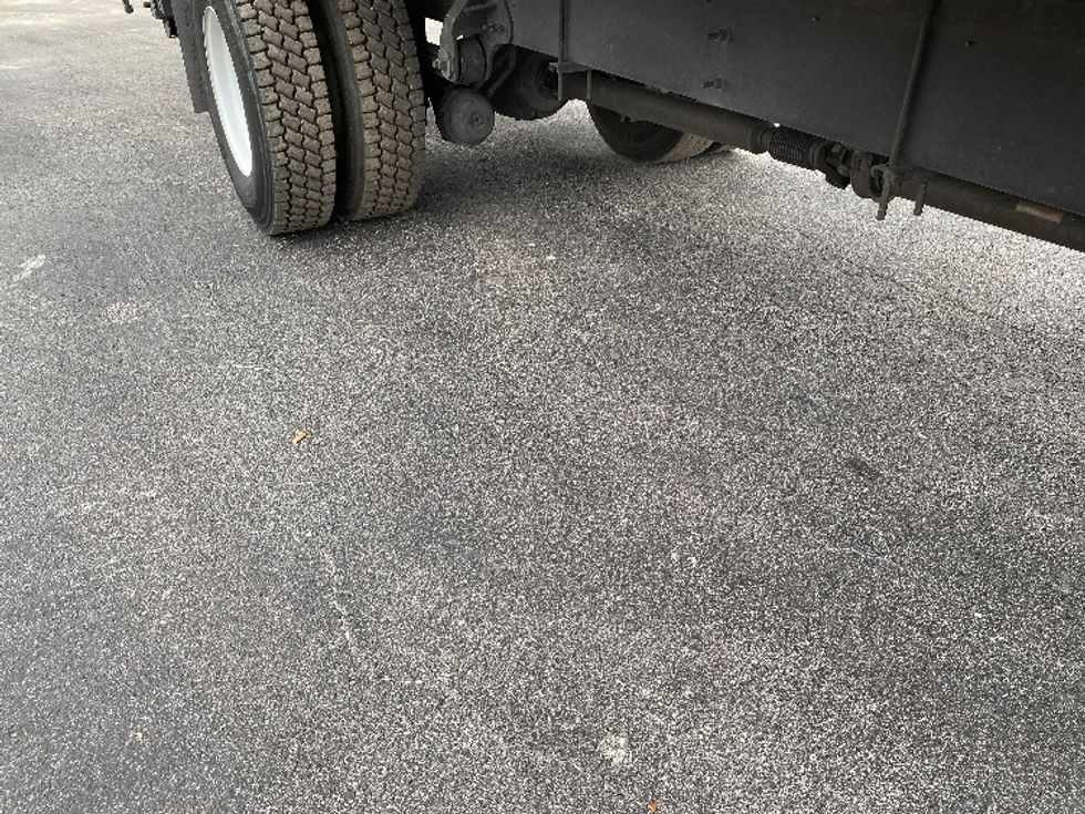 Medium Duty Box Truck-Light and Medium Duty Trucks-Hino-2019-268-Medley-FL-224,257\n\t\tmiles-$ 41,750 - Image 27