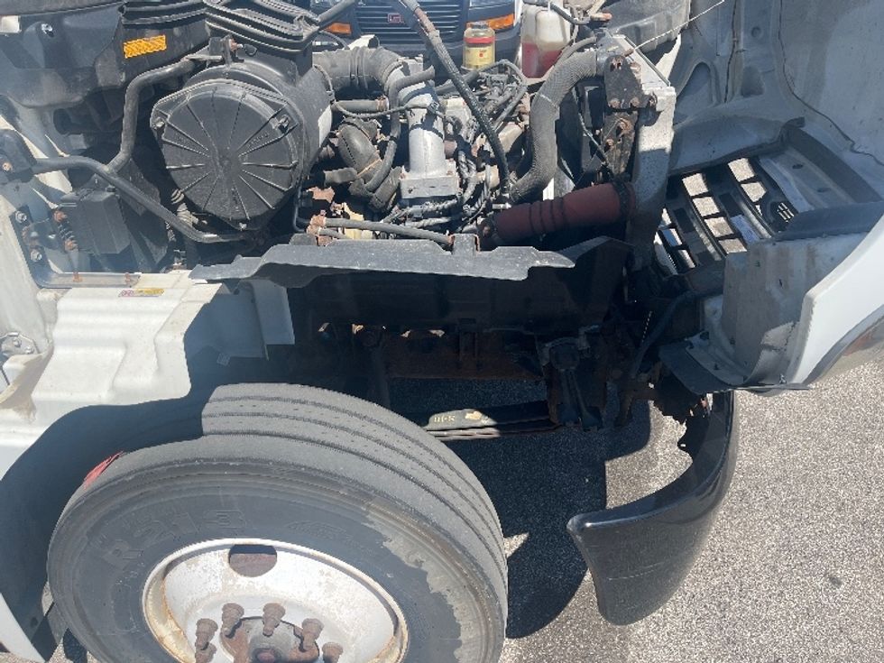 Medium Duty Box Truck-Light and Medium Duty Trucks-Hino-2019-268-Middlefield-OH-199,625\n\t\tmiles-$ 47,000 - Image 23