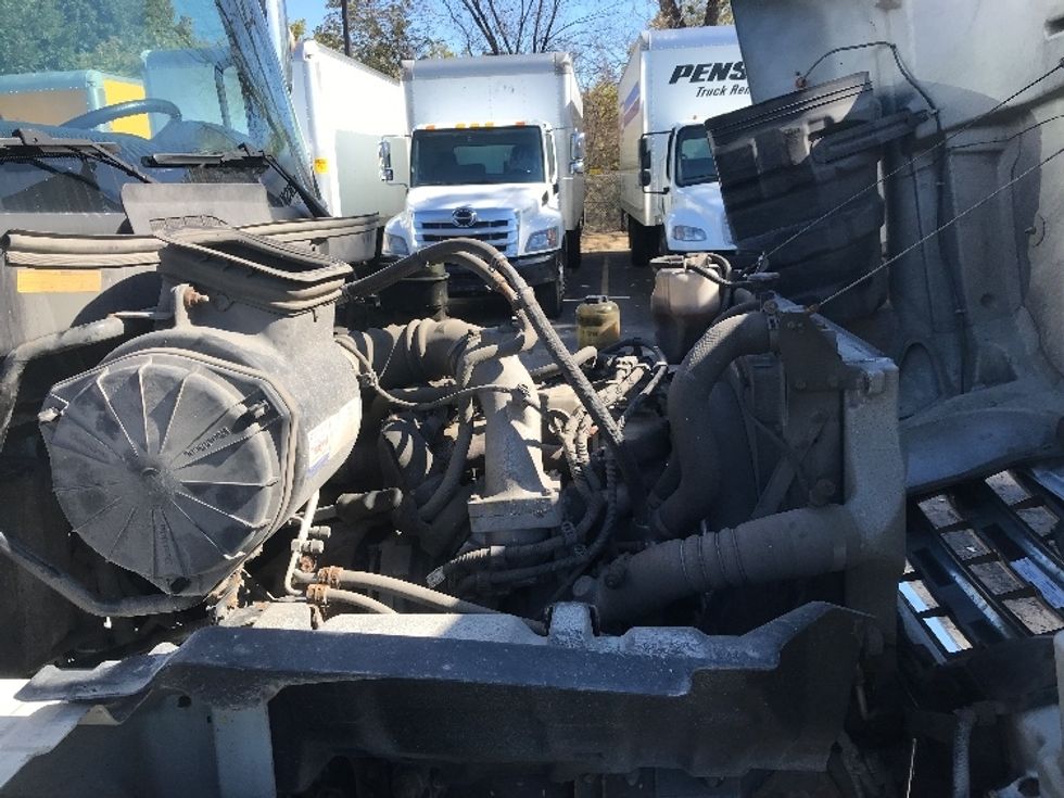 Medium Duty Box Truck-Light and Medium Duty Trucks-Hino-2019-268-Mississauga-ON-227,615\n\t\tkm-$ 74,750 - Image 23