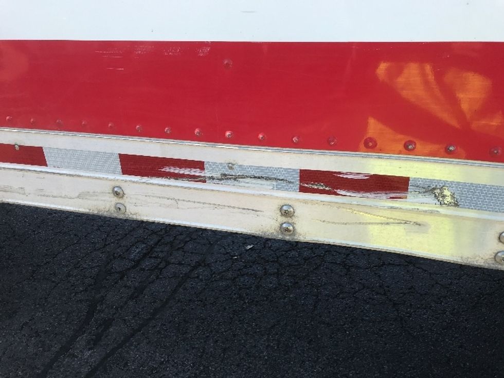 Medium Duty Box Truck-Light and Medium Duty Trucks-Hino-2019-268-Mississauga-ON-227,615\n\t\tkm-$ 74,750 - Image 26