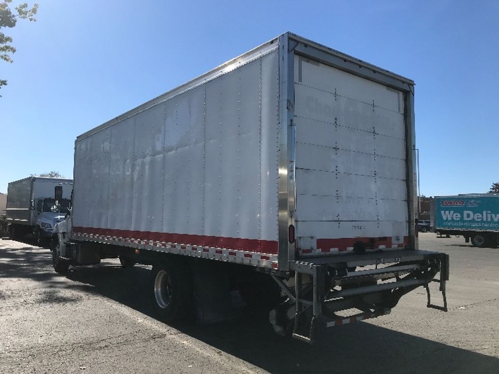 Medium Duty Box Truck-Light and Medium Duty Trucks-Hino-2019-268-Mississauga-ON-227,615\n\t\tkm-$ 74,750 - Image 6
