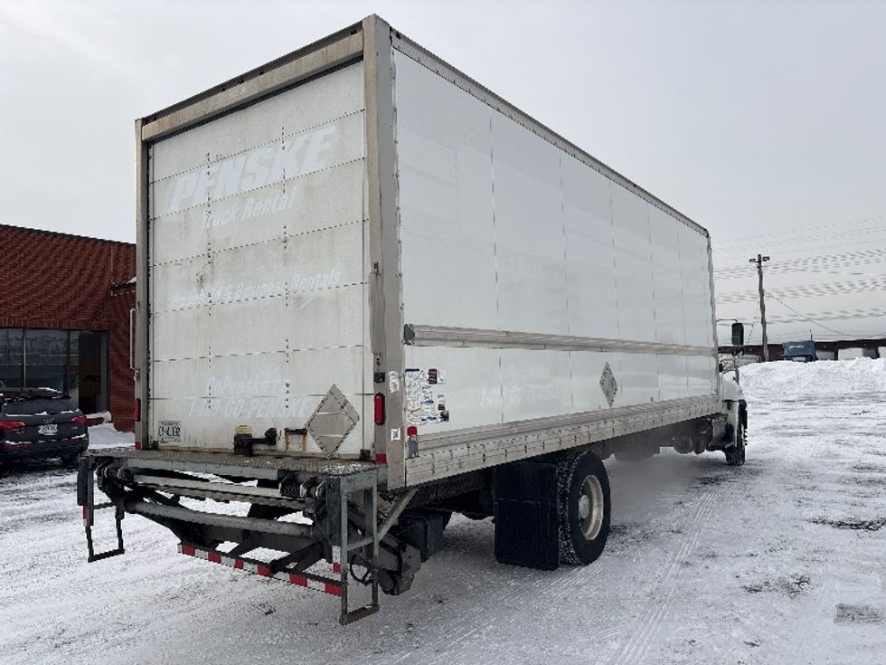Medium Duty Box Truck-Light and Medium Duty Trucks-Hino-2019-268-Mississauga-ON-233,120\n\t\tkm-$ 73,000 - Image 13