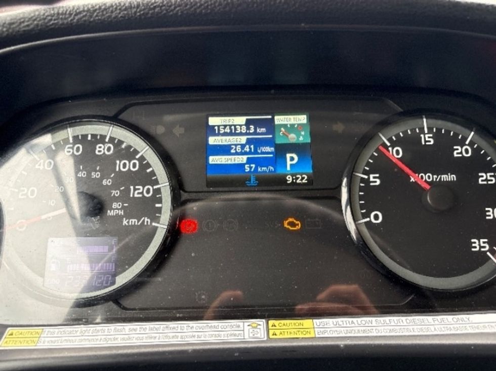 Medium Duty Box Truck-Light and Medium Duty Trucks-Hino-2019-268-Mississauga-ON-233,120\n\t\tkm-$ 73,000 - Image 25