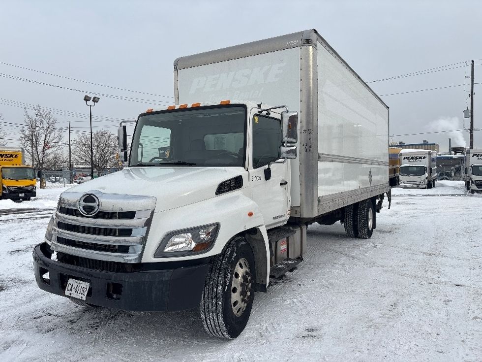 Medium Duty Box Truck-Light and Medium Duty Trucks-Hino-2019-268-Mississauga-ON-233,120\n\t\tkm-$ 73,000 - Image 3