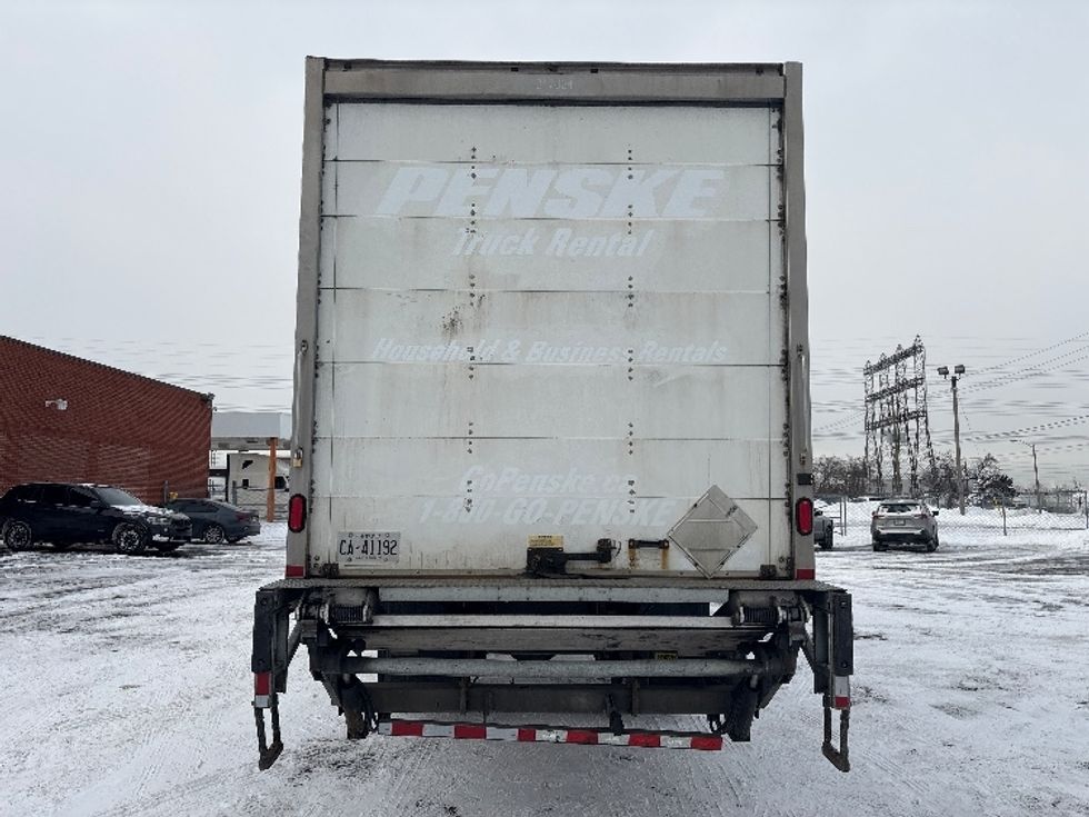 Medium Duty Box Truck-Light and Medium Duty Trucks-Hino-2019-268-Mississauga-ON-233,120\n\t\tkm-$ 73,000 - Image 7