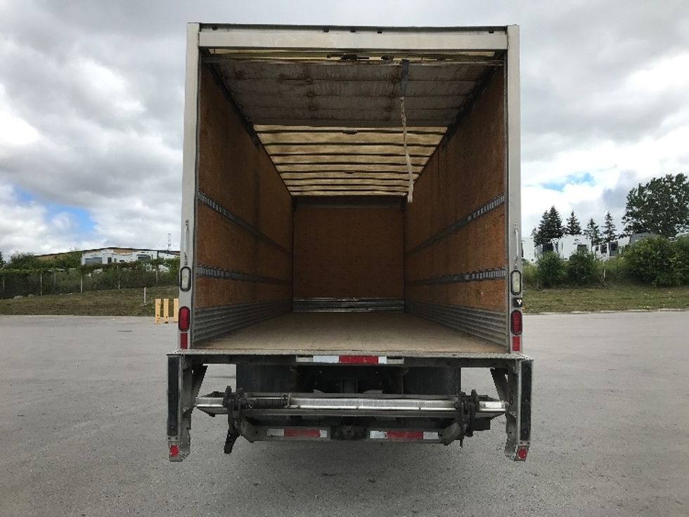 Medium Duty Box Truck-Light and Medium Duty Trucks-Hino-2019-268-Mississauga-ON-255,616\n\t\tkm-$ 70,250 - Image 8