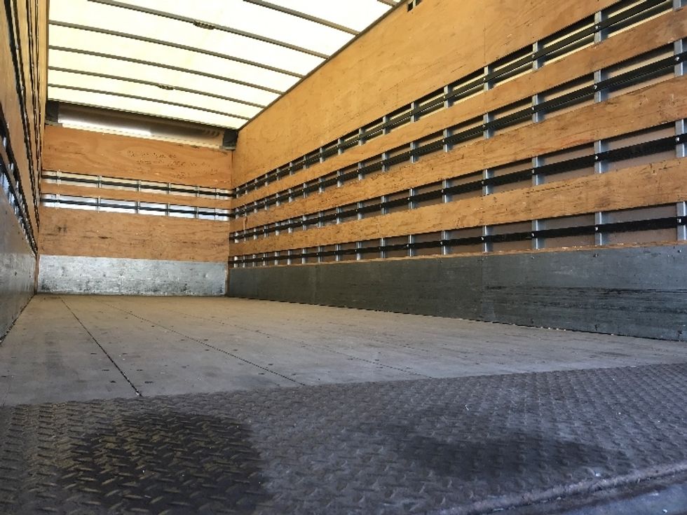 Medium Duty Box Truck-Light and Medium Duty Trucks-Hino-2019-268-Mississauga-ON-267,499\n\t\tkm-$ 69,750 - Image 11