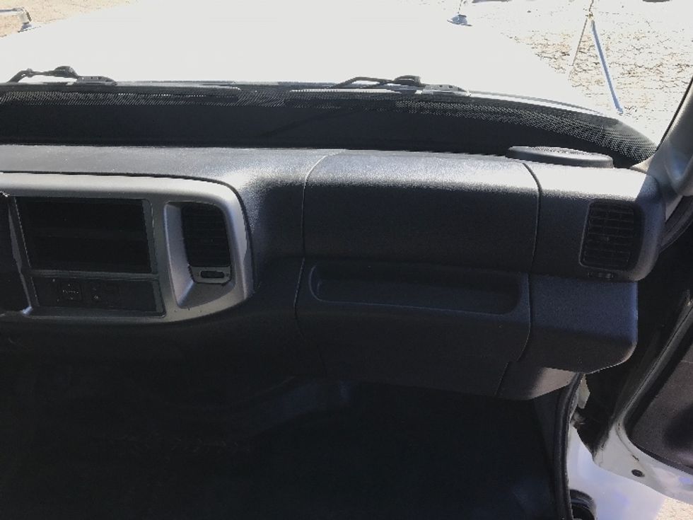 Medium Duty Box Truck-Light and Medium Duty Trucks-Hino-2019-268-Mississauga-ON-267,499\n\t\tkm-$ 69,750 - Image 21