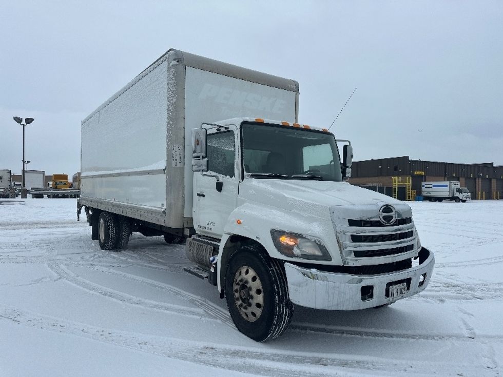 Medium Duty Box Truck-Light and Medium Duty Trucks-Hino-2019-268-Mississauga-ON-269,811\n\t\tkm-$ 69,750 - Image 1