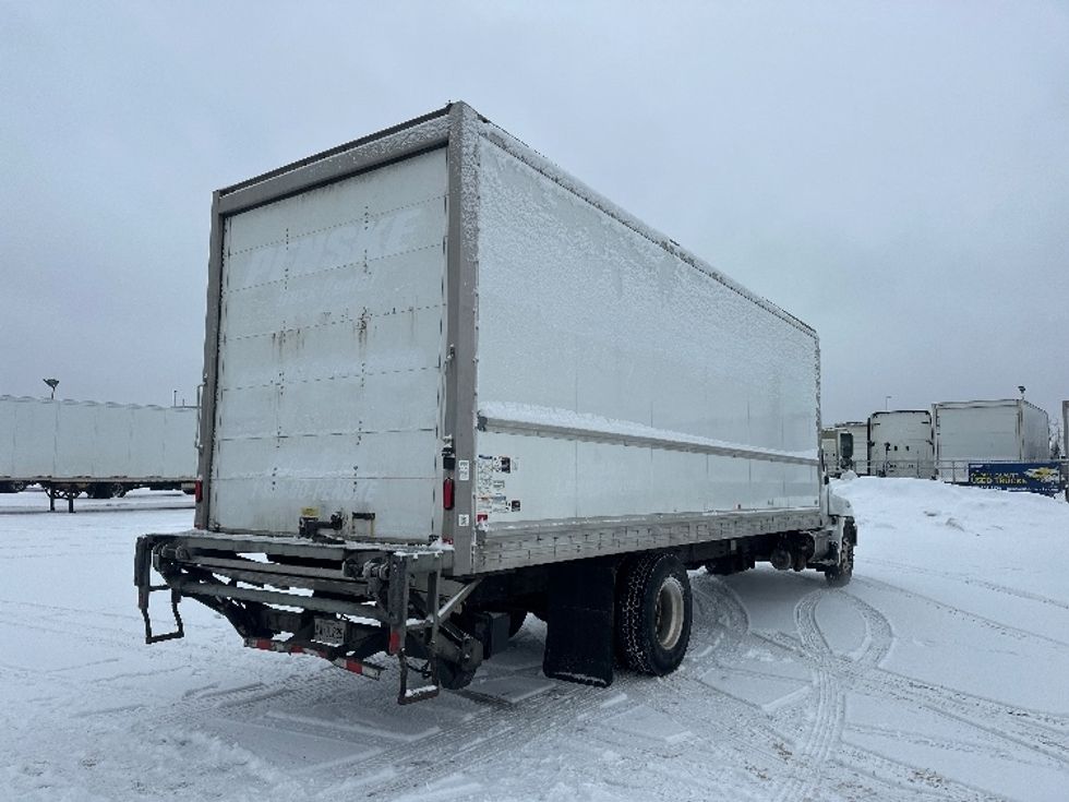 Medium Duty Box Truck-Light and Medium Duty Trucks-Hino-2019-268-Mississauga-ON-269,811\n\t\tkm-$ 69,750 - Image 11