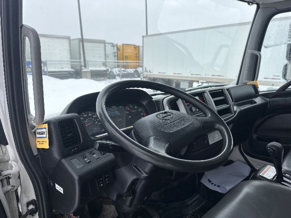 Medium Duty Box Truck-Light and Medium Duty Trucks-Hino-2019-268-Mississauga-ON-269,811\n\t\tkm-$ 69,750 - Image 15