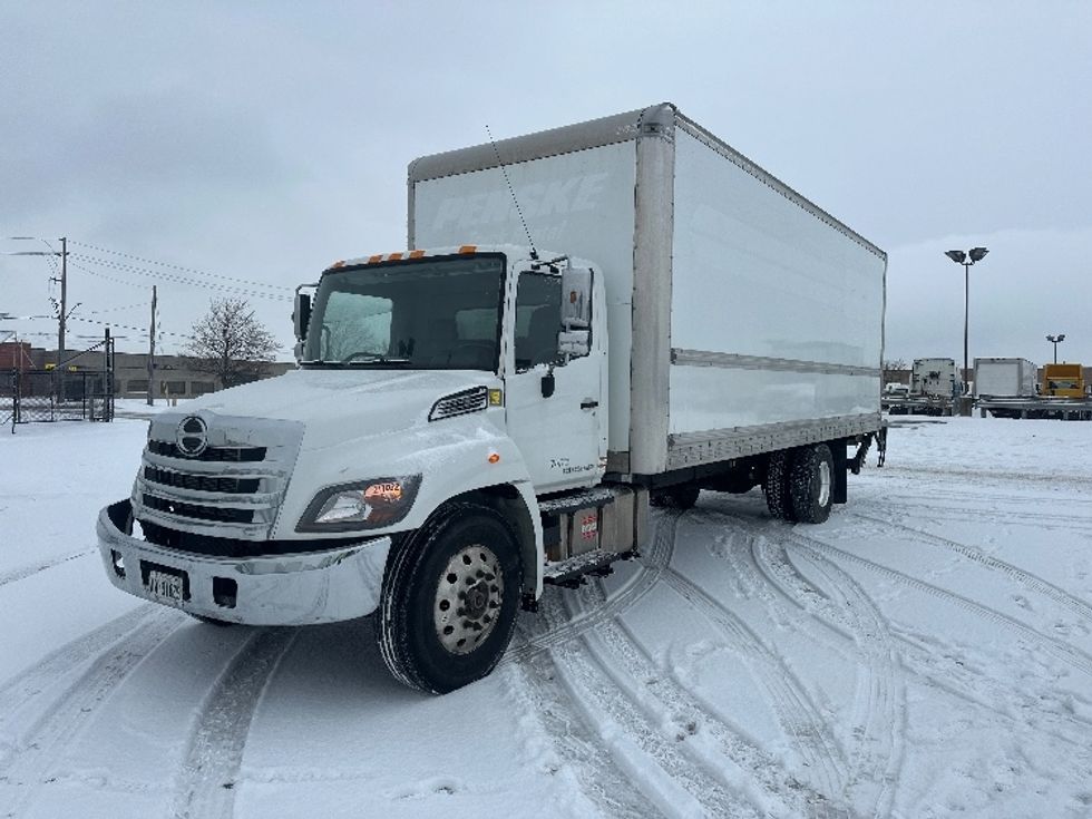 Medium Duty Box Truck-Light and Medium Duty Trucks-Hino-2019-268-Mississauga-ON-269,811\n\t\tkm-$ 69,750 - Image 3