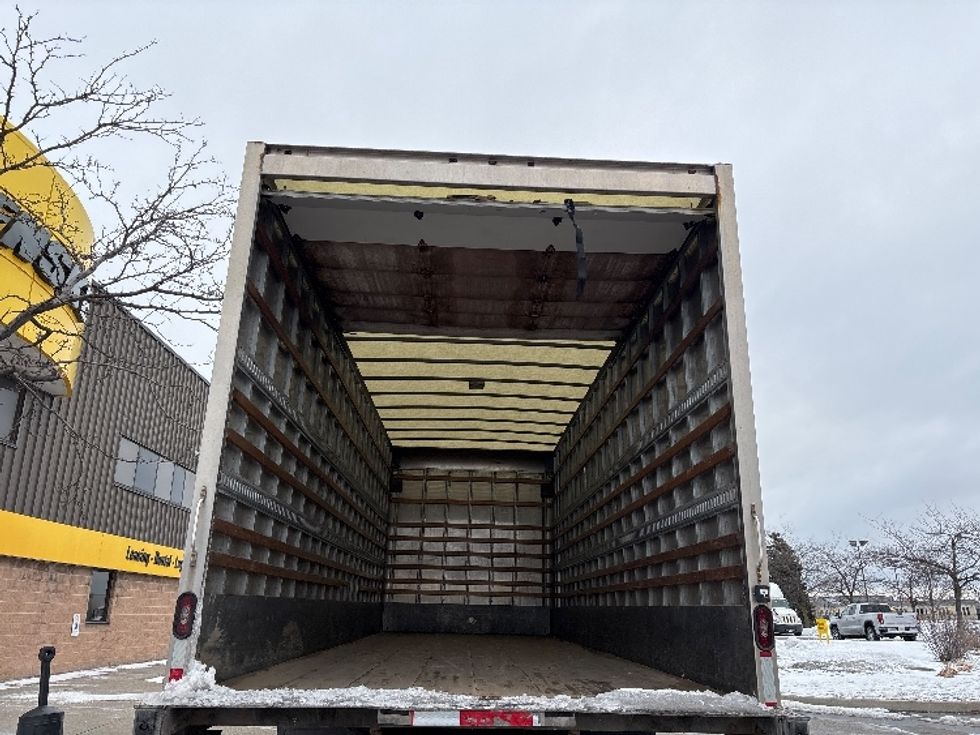 Medium Duty Box Truck-Light and Medium Duty Trucks-Hino-2019-268-Mississauga-ON-359,374\n\t\tkm-$ 60,250 - Image 8