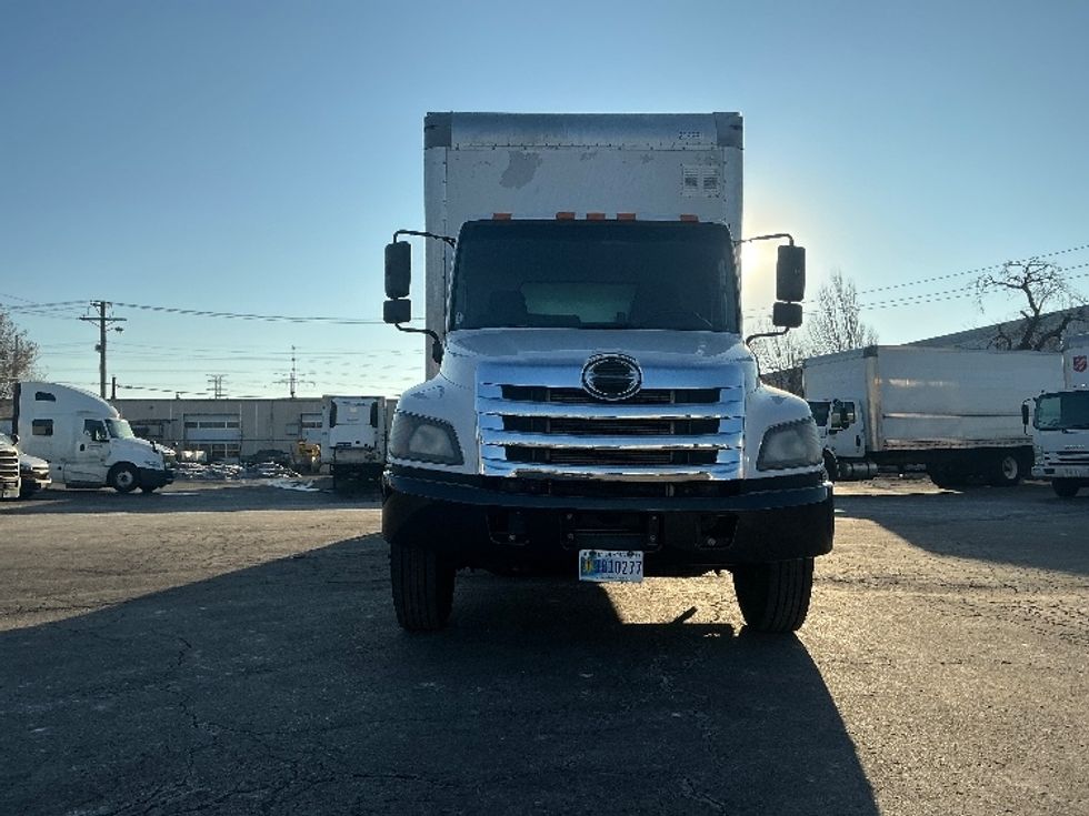 Medium Duty Box Truck-Light and Medium Duty Trucks-Hino-2019-268-Moberly-MO-201,362\n\t\tmiles-$ 47,750 - Image 2
