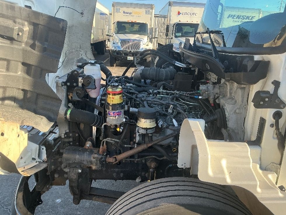 Medium Duty Box Truck-Light and Medium Duty Trucks-Hino-2019-268-Moberly-MO-201,362\n\t\tmiles-$ 47,750 - Image 24