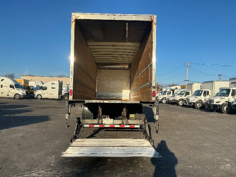 Medium Duty Box Truck-Light and Medium Duty Trucks-Hino-2019-268-Moberly-MO-201,362\n\t\tmiles-$ 47,750 - Image 9